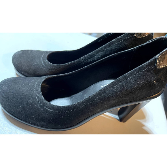 Donald Pliner Black‎ Suede High Heel Pump Size 8.5M - Picture 6 of 8